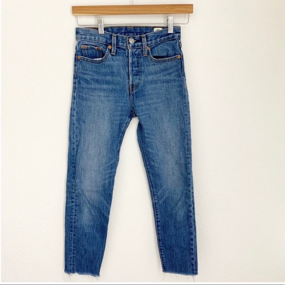 Levi’s l White Oak Cone Denim Raw Hem Skinny Jeans